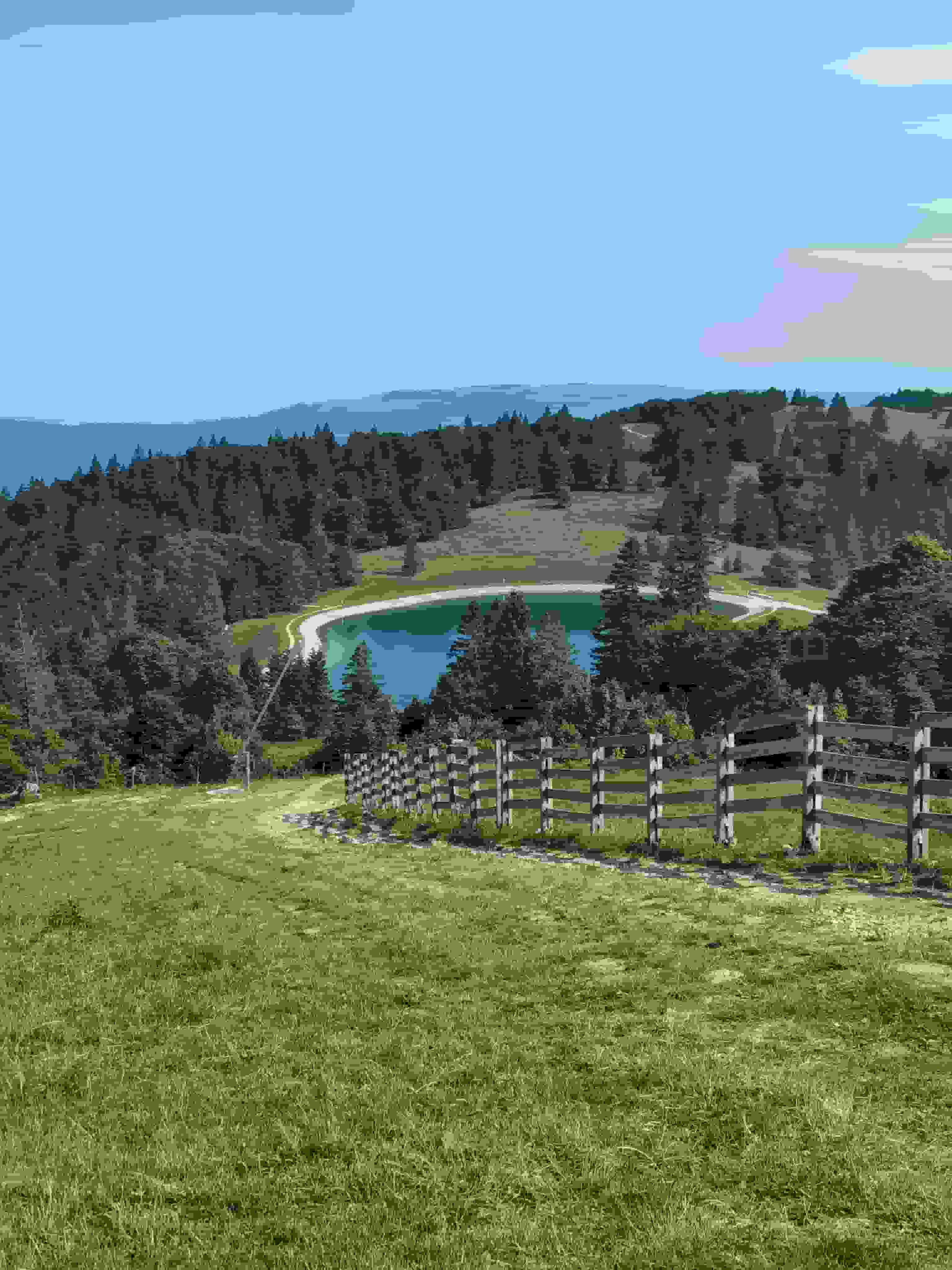 Lac du Morrond depuis les pistes