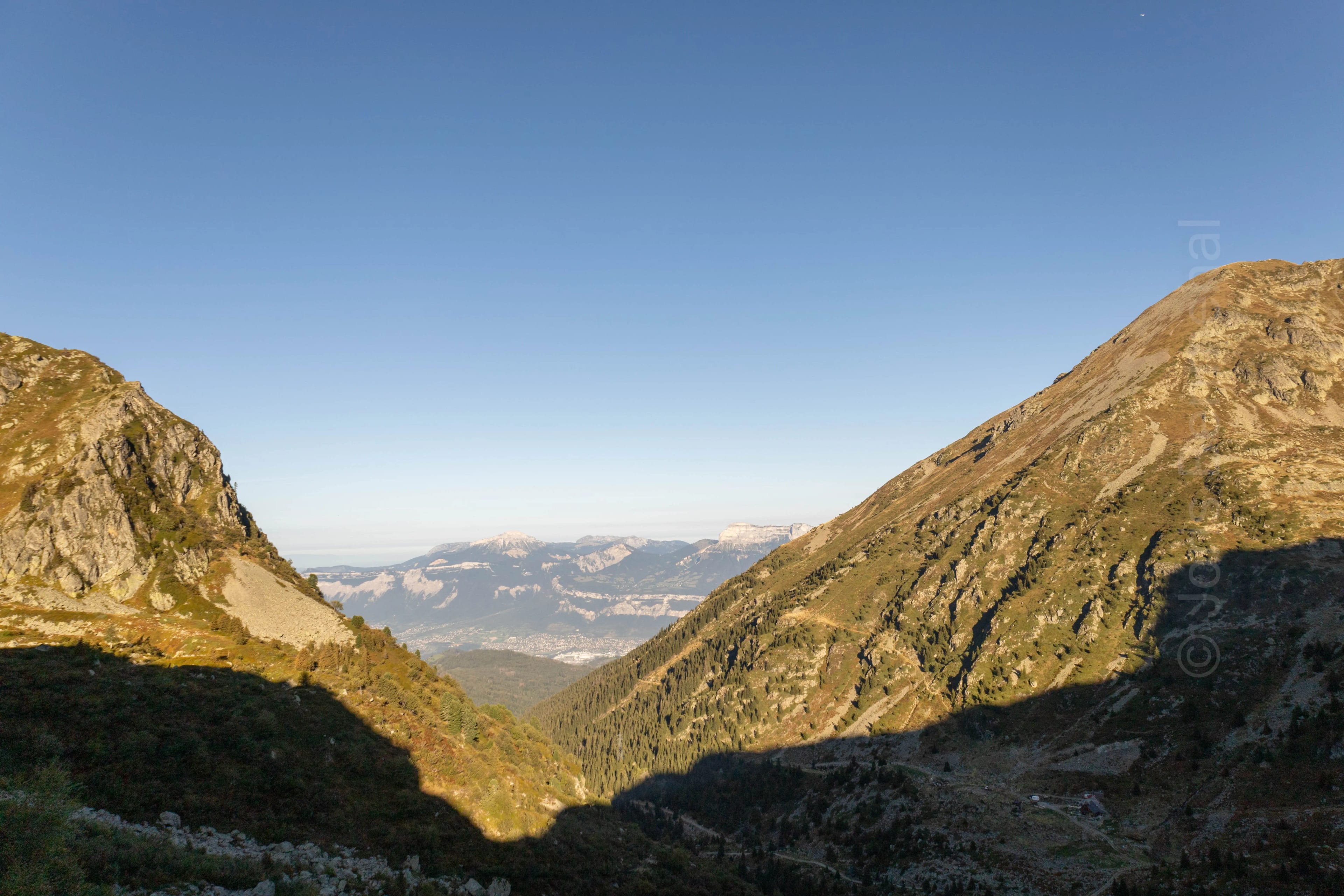 La vallée et le refuge d'habert d'Aiguebelle